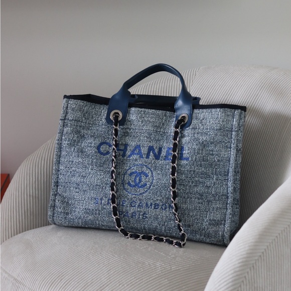 CHANEL Woven Straw Raffia Medium Deauville Tote Blue - Picture 11 of 11